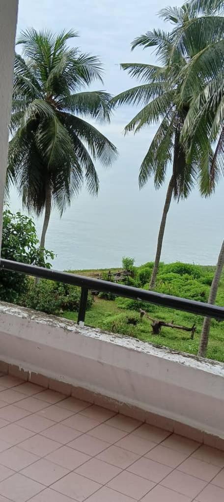 Pd Seaview Corus Paradise Lagoon Port Dickson Extérieur photo